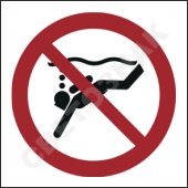 P051   /No sub-aqua diving
