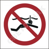 P050      /No snorkelling