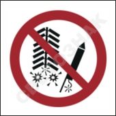 P040   /Do not set off fireworks