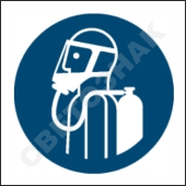 M047    /Use self-contained breathing appliance