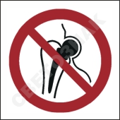 P014      /No access for people with metallic implants